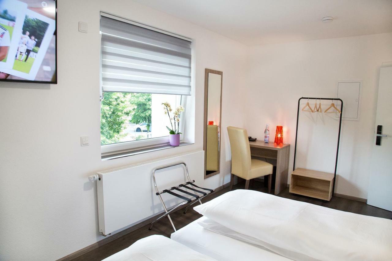 Sevendays Hotel And Boardinghouse Kirchheim Kirchheim  Esterno foto
