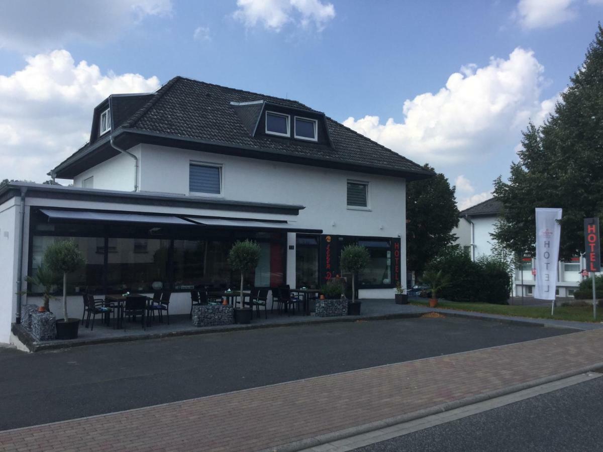 Sevendays Hotel And Boardinghouse Kirchheim Kirchheim  Esterno foto